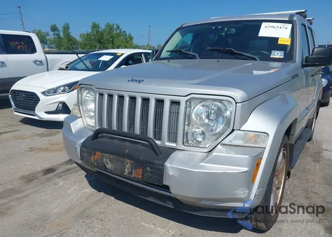2012 Jeep Liberty Sport из США, поврежденный, VIN 1C4PJMAK5CW181181